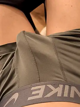 luckylover2024 online show from 04/04/26, 07:33