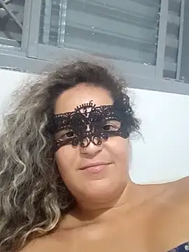 Snapshot of RaphinhaSanches chatting on 12/01/25, 08:58 RaphinhaSanches online show from 12/01/25, 08:58