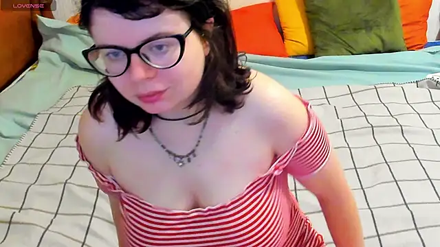 Snapshot of MilisaSweet777 chatting on 11/19/25, 06:24 MilisaSweet777 online show from 11/19/25, 06:24