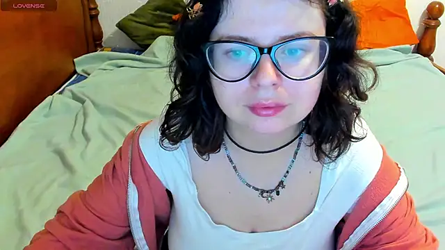 Snapshot of MilisaSweet777 chatting on 11/25/25, 08:09 MilisaSweet777 online show from 11/25/25, 08:09