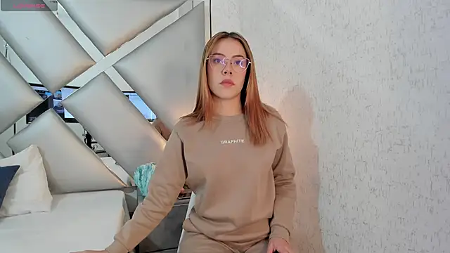 CRISTALEVANS VC online show from 09/17/25, 12:40