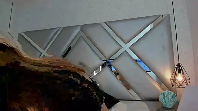 CRISTALEVANS VC online show from 10/28/25, 03:36