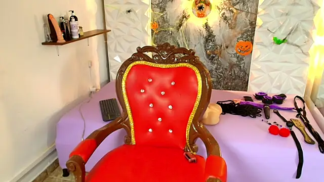 Luciana r online show from 10/29/25, 10:00