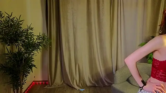 Snapshot of TiannaBorlace chatting on 03/24/26, 01:10 TiannaBorlace online show from 03/24/26, 01:10