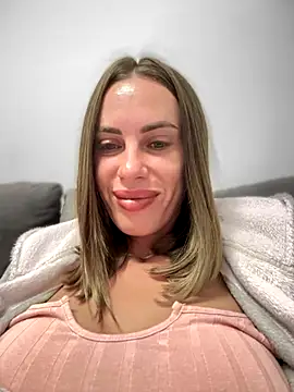  JessyRey  online show from 10/03/25, 05:59