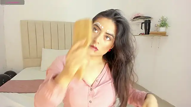 sashaa petit online show from 09/17/25, 11:34