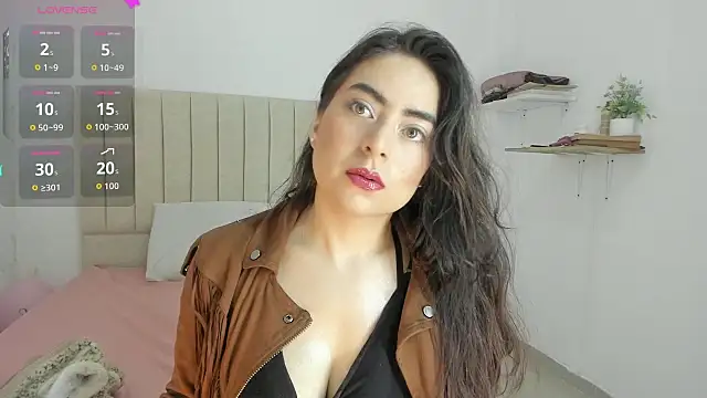 sashaa petit online show from 09/20/25, 11:33