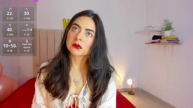 sashaa petit online show from 10/15/25, 11:43