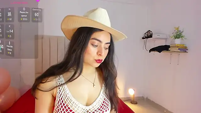 sashaa petit online show from 10/17/25, 11:57