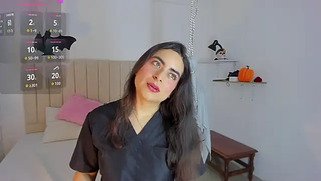 sashaa petit online show from 10/27/25, 11:25