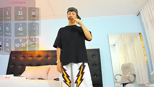 Abraham horny18 online show from 10/22/25, 06:40