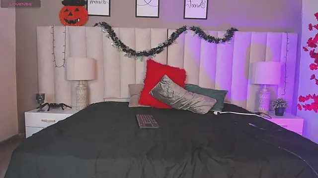 college muscle ass1 online show from 10/24/25, 02:41