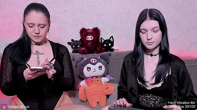 Threesomebabes online show from 05/13/26, 04:15