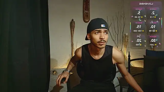 Snapshot of MarcusRain_ chatting on 11/11/25, 07:14 MarcusRain online show from 11/11/25, 07:14