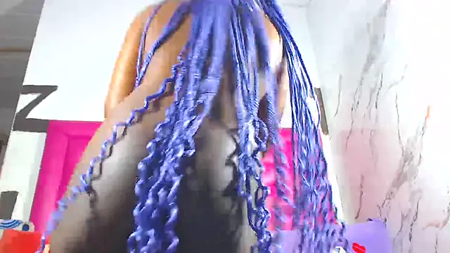 LoloQueen5 online show from 07/21/26, 08:33