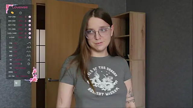 Violetwin online show from 05/20/26, 10:32