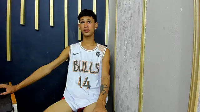 Snapshot of Just_D4v7 chatting on 09/24/25, 07:06 Just D4v7 online show from 09/24/25, 07:06