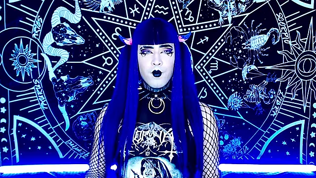 Snapshot of naomi_satan chatting on 12/04/25, 12:31 naomi satan online show from 12/04/25, 12:31