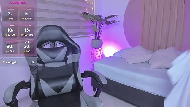 rei cos online show from 10/01/25, 12:22