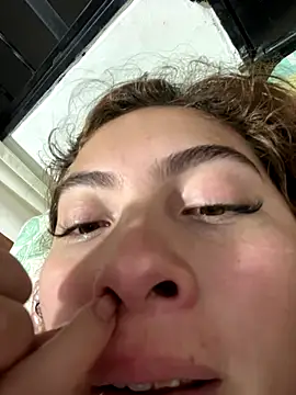 Samantha 2190 online show from 10/27/25, 02:59