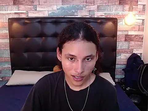 Andrew Landry online show from 09/11/25, 06:08