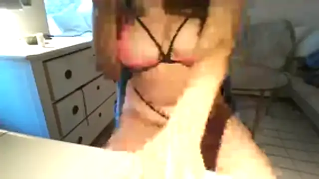 Sandrababe1010 online show from 07/04/26, 06:03