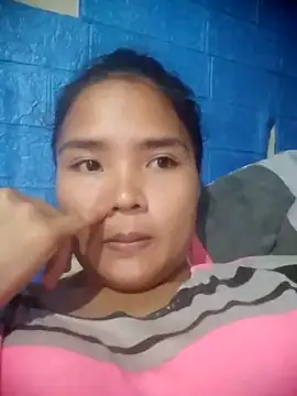 Snapshot of Sexy-Mama25 chatting on 10/16/25, 06:03 Sexy-Mama25 online show from 10/16/25, 06:03