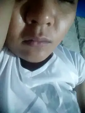 Snapshot of Sexy-Mama25 chatting on 10/28/25, 03:47 Sexy-Mama25 online show from 10/28/25, 03:47