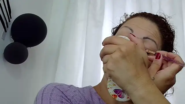 TifanyQueen  online show from 10/16/25, 02:40