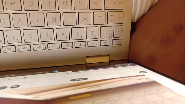 Dallasbest214 online show from 10/24/25, 06:54