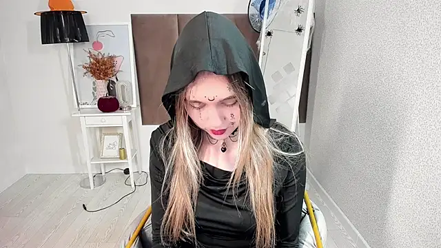 Vel1ka online show from 10/28/25, 10:08