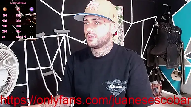 nicolastorres99 online show from 10/03/25, 06:27