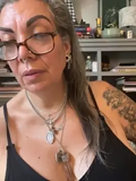 dieseldame1313 online show from 07/07/26, 11:53
