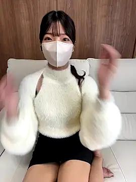 Snapshot of y_yunchan chatting on 10/21/25, 01:06 y yunchan online show from 10/21/25, 01:06