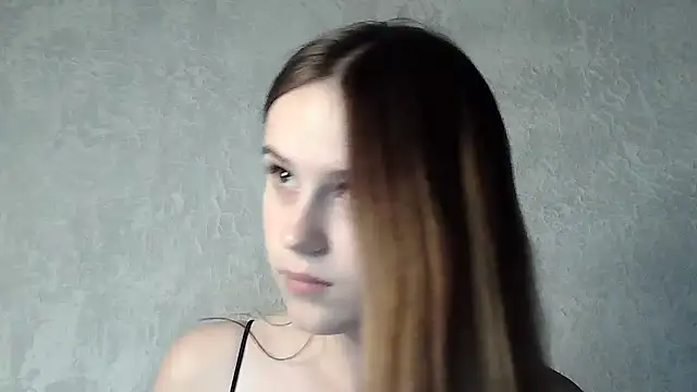 Snapshot of SweetLoraa chatting on 09/10/25, 05:24 SweetLoraa online show from 09/10/25, 05:24