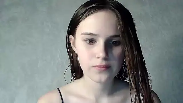 Snapshot of SweetLoraa chatting on 09/14/25, 07:02 SweetLoraa online show from 09/14/25, 07:02