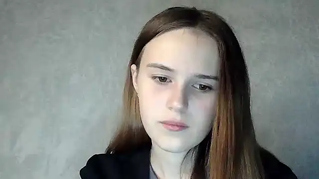 Snapshot of SweetLoraa chatting on 09/19/25, 07:03 SweetLoraa online show from 09/19/25, 07:03