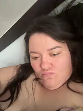 SunnyLeila2101 online show from 09/18/25, 10:06