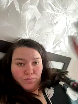 SunnyLeila2101 online show from 10/01/25, 09:48