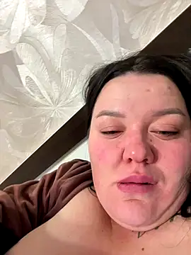 SunnyLeila2101 online show from 12/13/25, 09:42