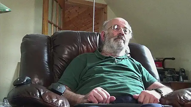 janzer13 online show from 11/30/25, 02:10