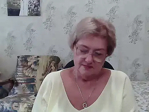 Renata62011 online show from 09/10/25, 11:10