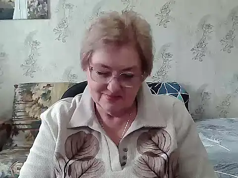 Snapshot of Renata62011 chatting on 11/24/25, 12:16 Renata62011 online show from 11/24/25, 12:16