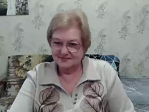Snapshot of Renata62011 chatting on 11/28/25, 12:52 Renata62011 online show from 11/28/25, 12:52