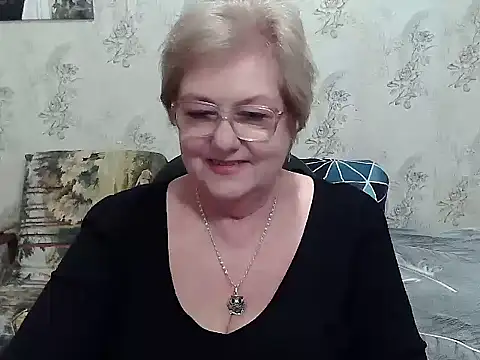 Snapshot of Renata62011 chatting on 11/29/25, 11:35 Renata62011 online show from 11/29/25, 11:35