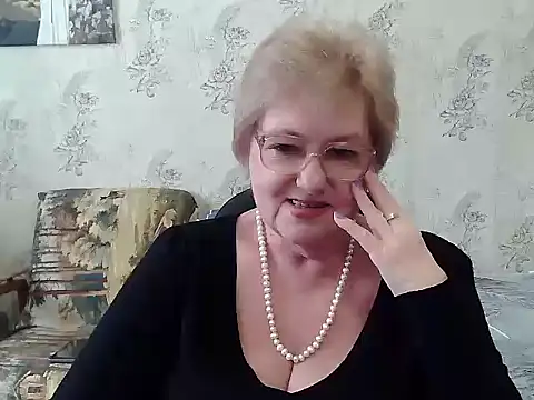 Snapshot of Renata62011 chatting on 01/15/26, 12:21 Renata62011 online show from 01/15/26, 12:21