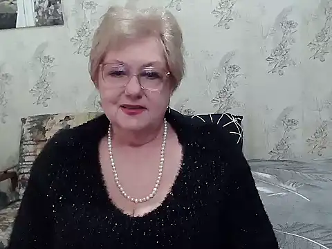 Snapshot of Renata62011 chatting on 03/24/26, 12:21 Renata62011 online show from 03/24/26, 12:21