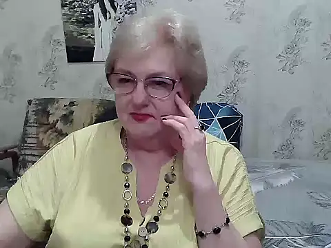 Snapshot of Renata62011 chatting on 06/03/26, 04:01 Renata62011 online show from 06/03/26, 04:01