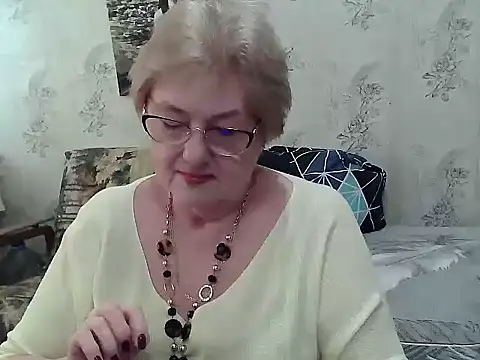 Snapshot of Renata62011 chatting on 06/05/26, 11:16 Renata62011 online show from 06/05/26, 11:16