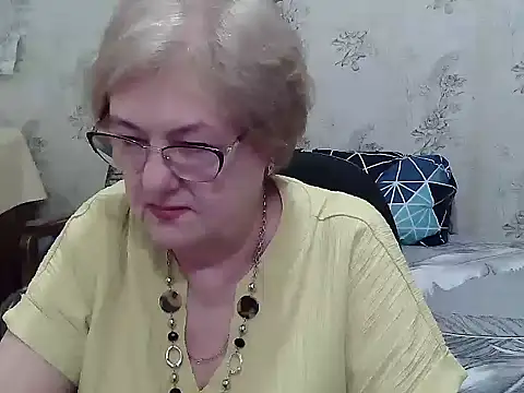 Snapshot of Renata62011 chatting on 06/10/26, 12:15 Renata62011 online show from 06/10/26, 12:15